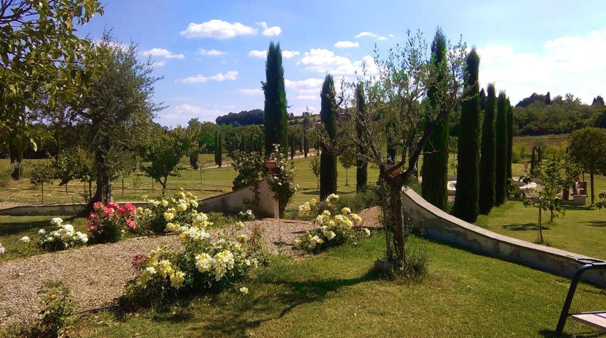 Villa Nobile Cortona Family Apartments ภายนอก รูปภาพ