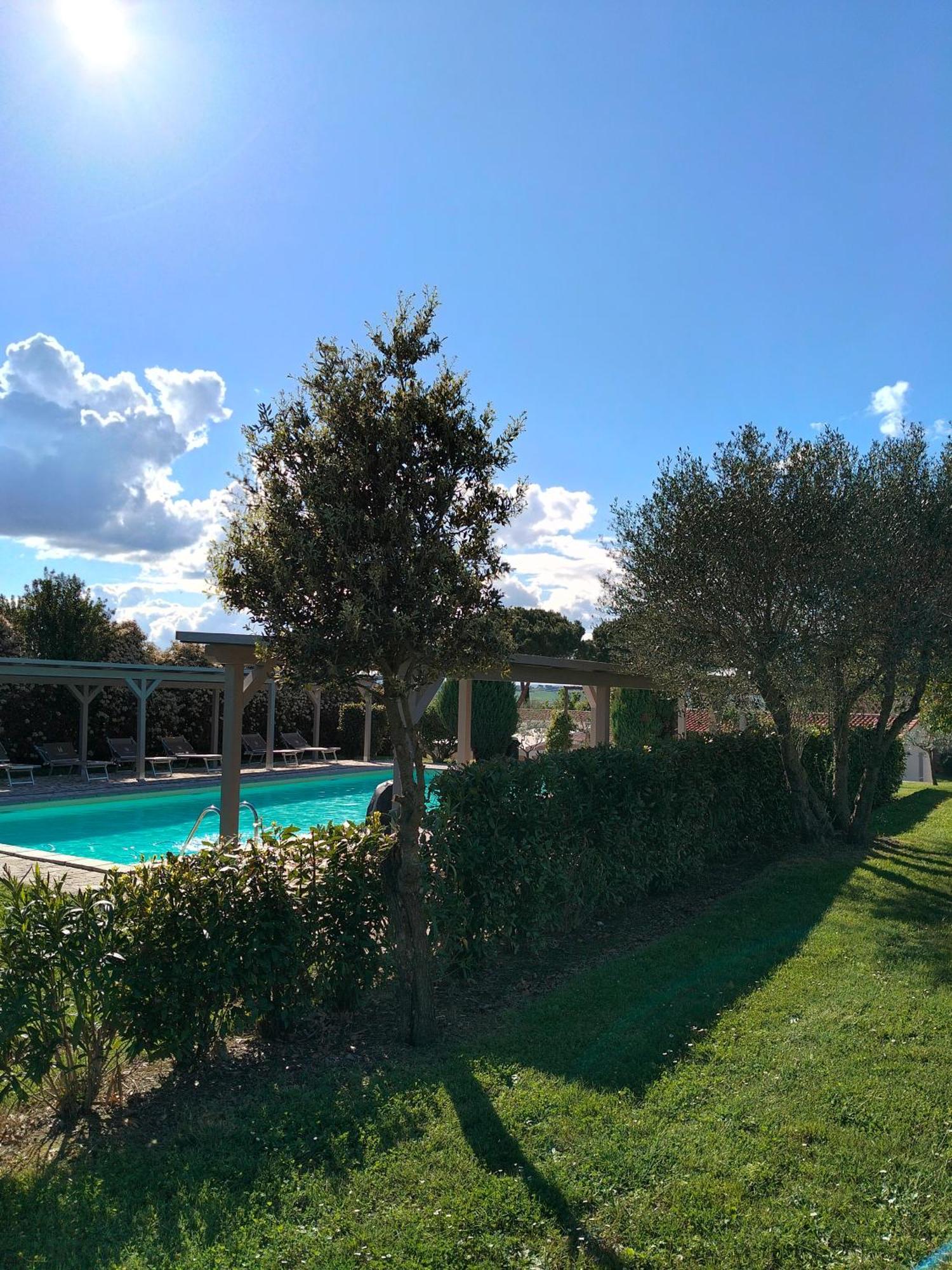 Villa Nobile Cortona Family Apartments ภายนอก รูปภาพ