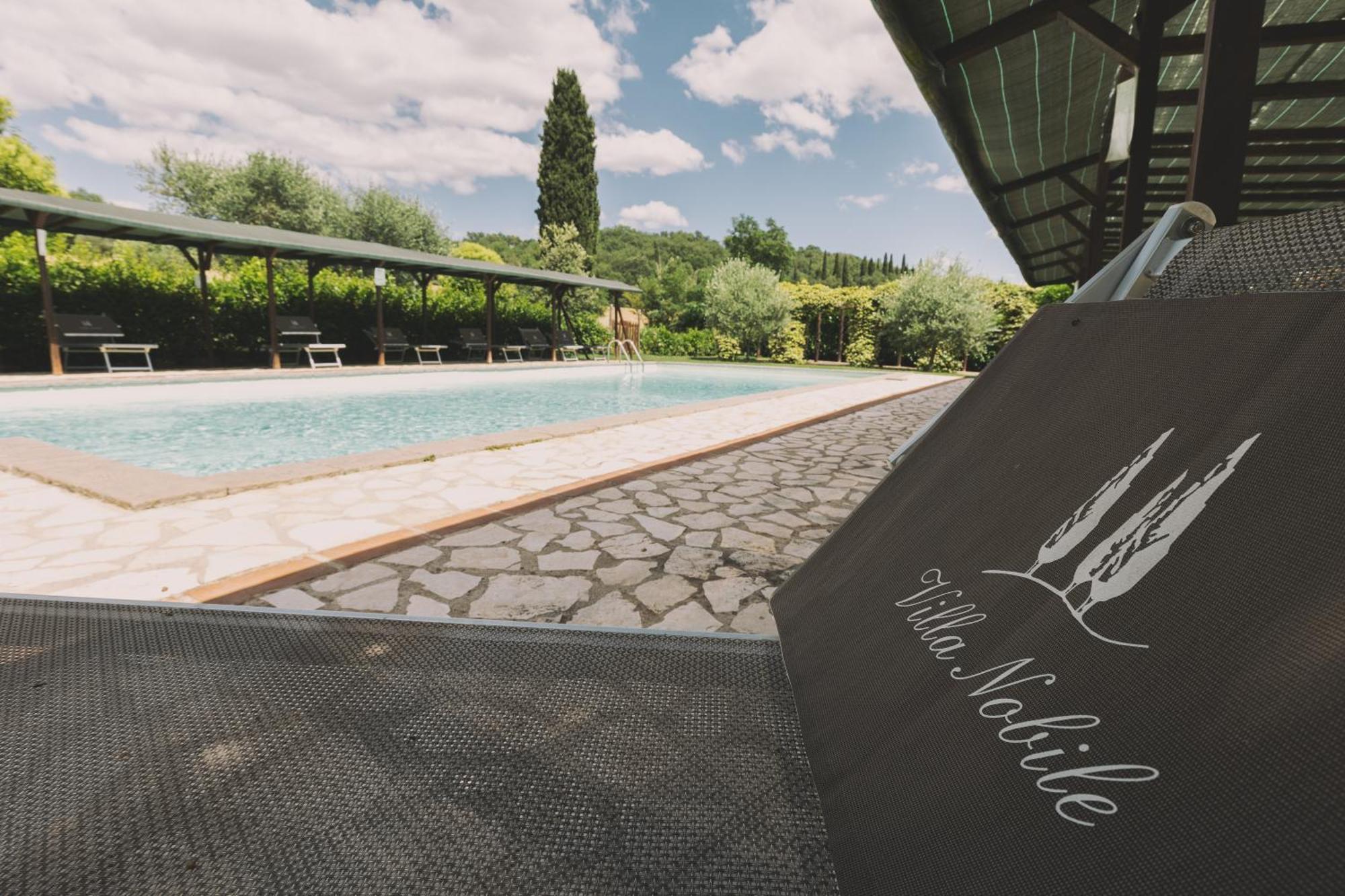 Villa Nobile Cortona Family Apartments ภายนอก รูปภาพ